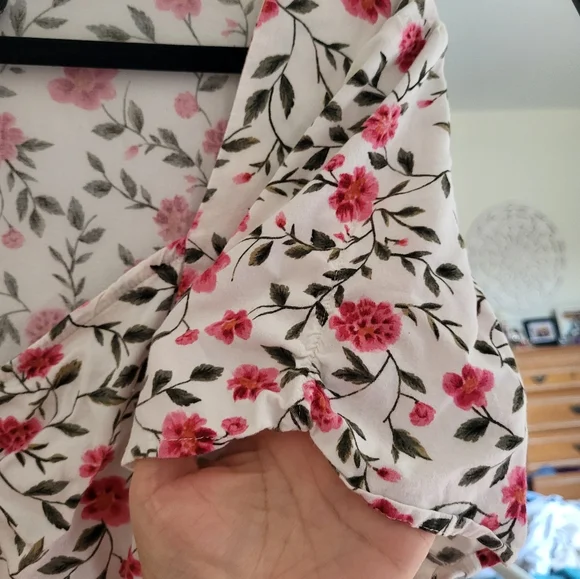 Torrid Floral Shirred Sweetheart Dress - Picture 4 of 8